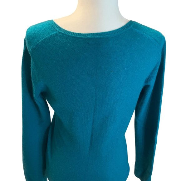 Cashmere Charter Club Luxury Sweater Size Small - Picture 2 of 3